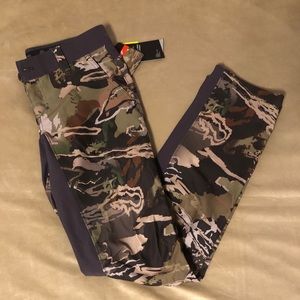 Under Armour fitted pants